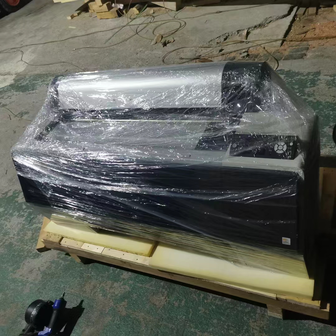 全透明防水菲林打印機打包發貨，遠程安裝